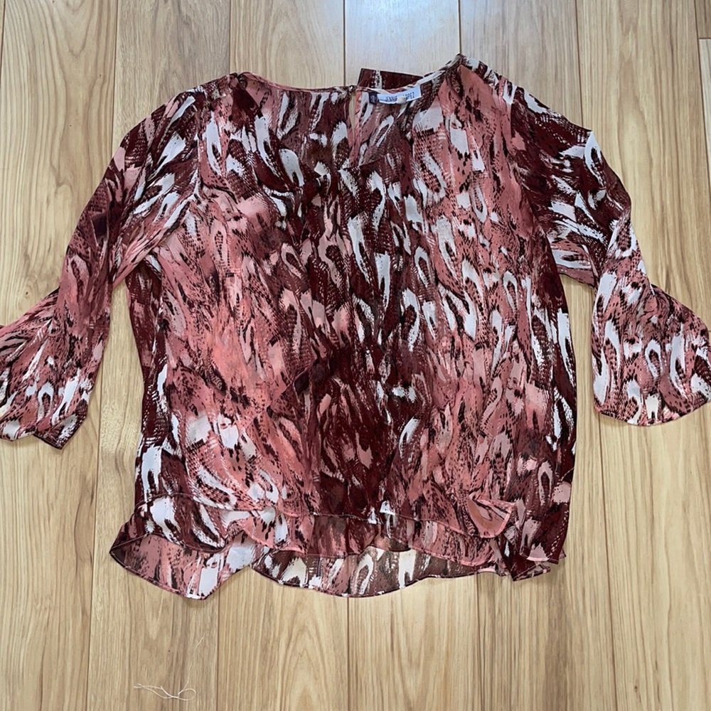 Maroon and Pink Feather like print top